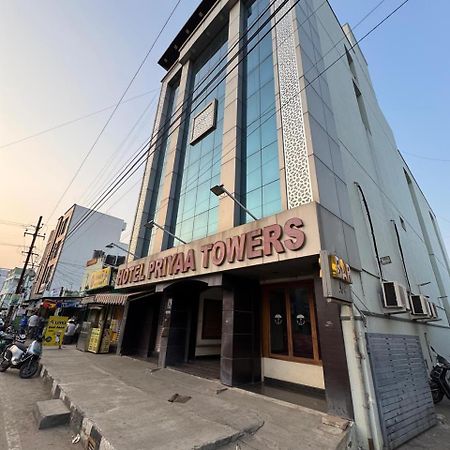 Hotel Priya Towers Nāmakkal Exterior foto